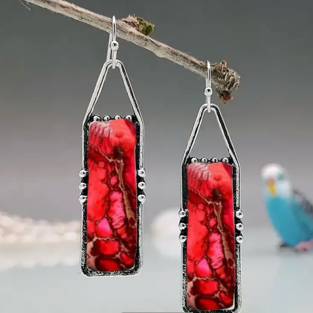 1 Pair Unique Stone Pattern Vintage Earrings - image 1